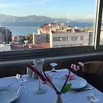 Hotel Perama 3*