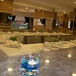 Hotel Perama 3*