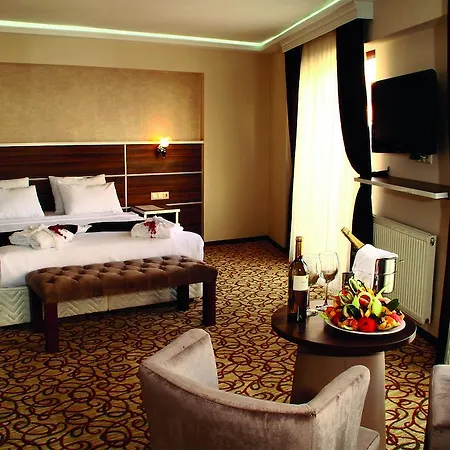 호텔 Perama Bandırma