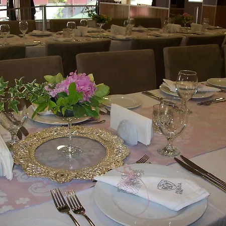 호텔 Perama Bandırma