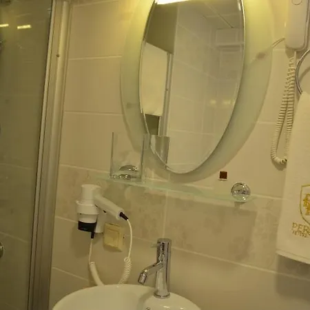 호텔 Perama Bandırma