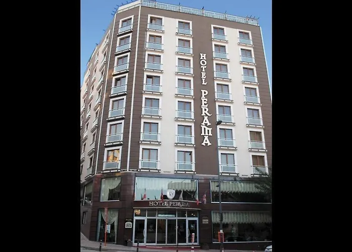 Hotel Perama 3*